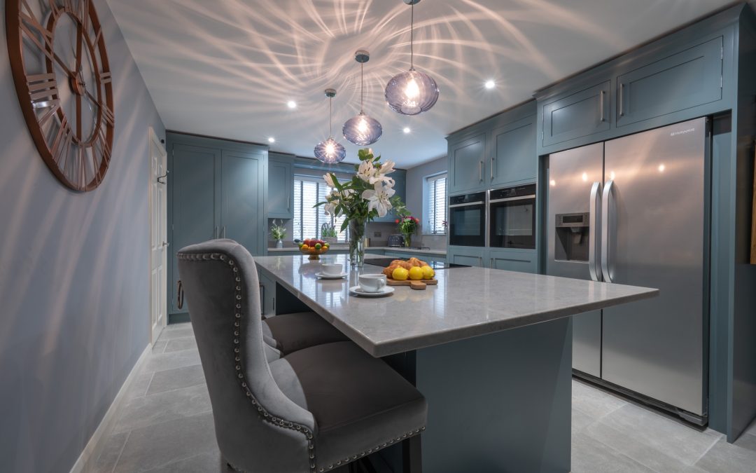 Cool & Contemporary Shaker Kitchen